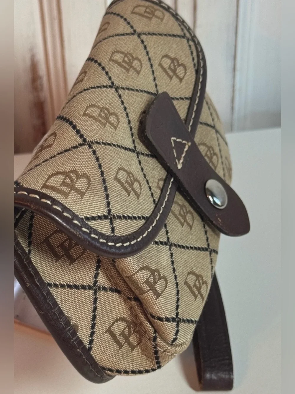 *15% OFF-1 DAY ONLY !* VINTAGE! Dooney & Bourke Monogram Wristlet Duck Charm